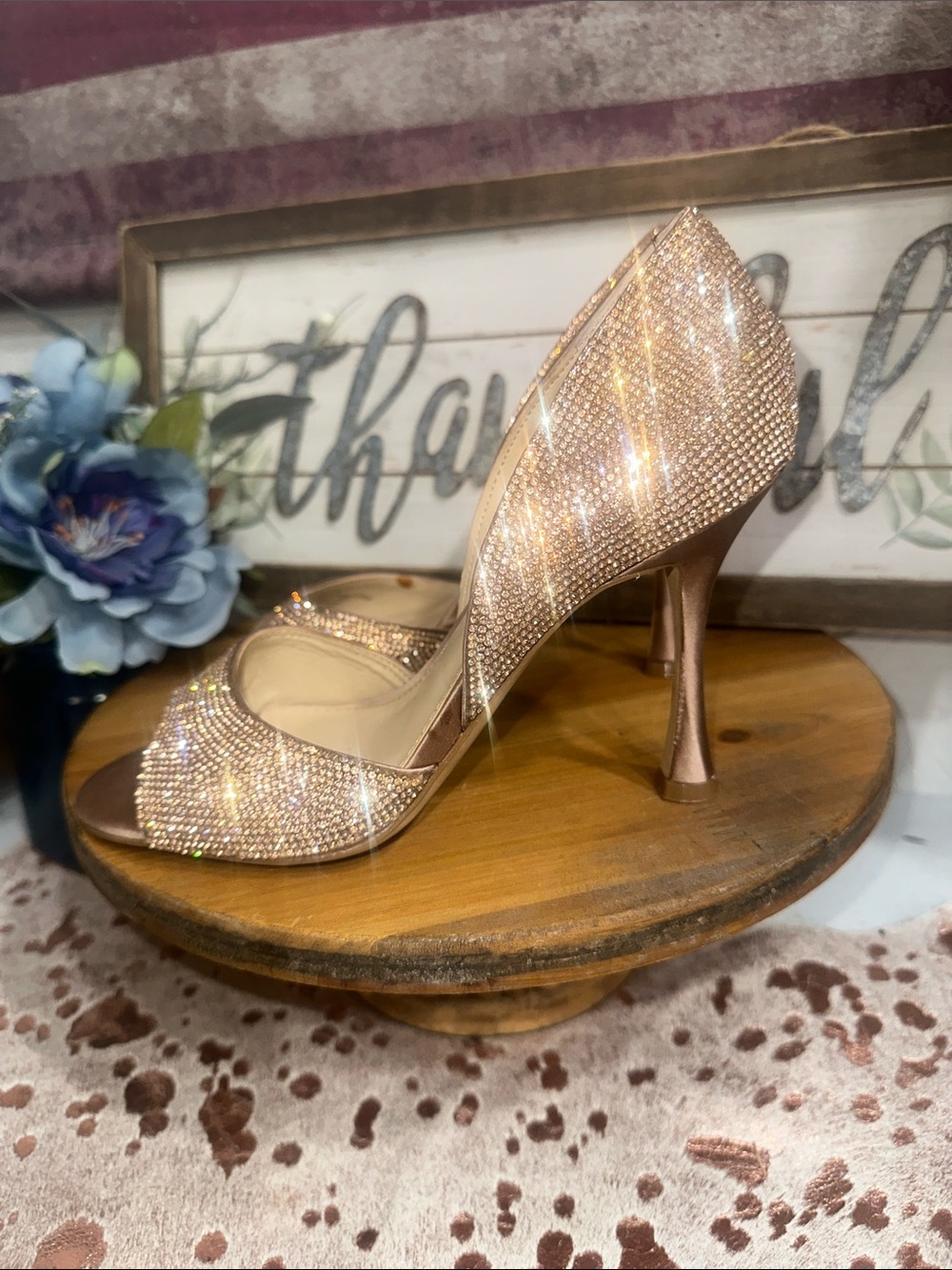 NWOT Vince Camuto Rose Gold Crystal Open-Toe Heels - Picture 3 of 8